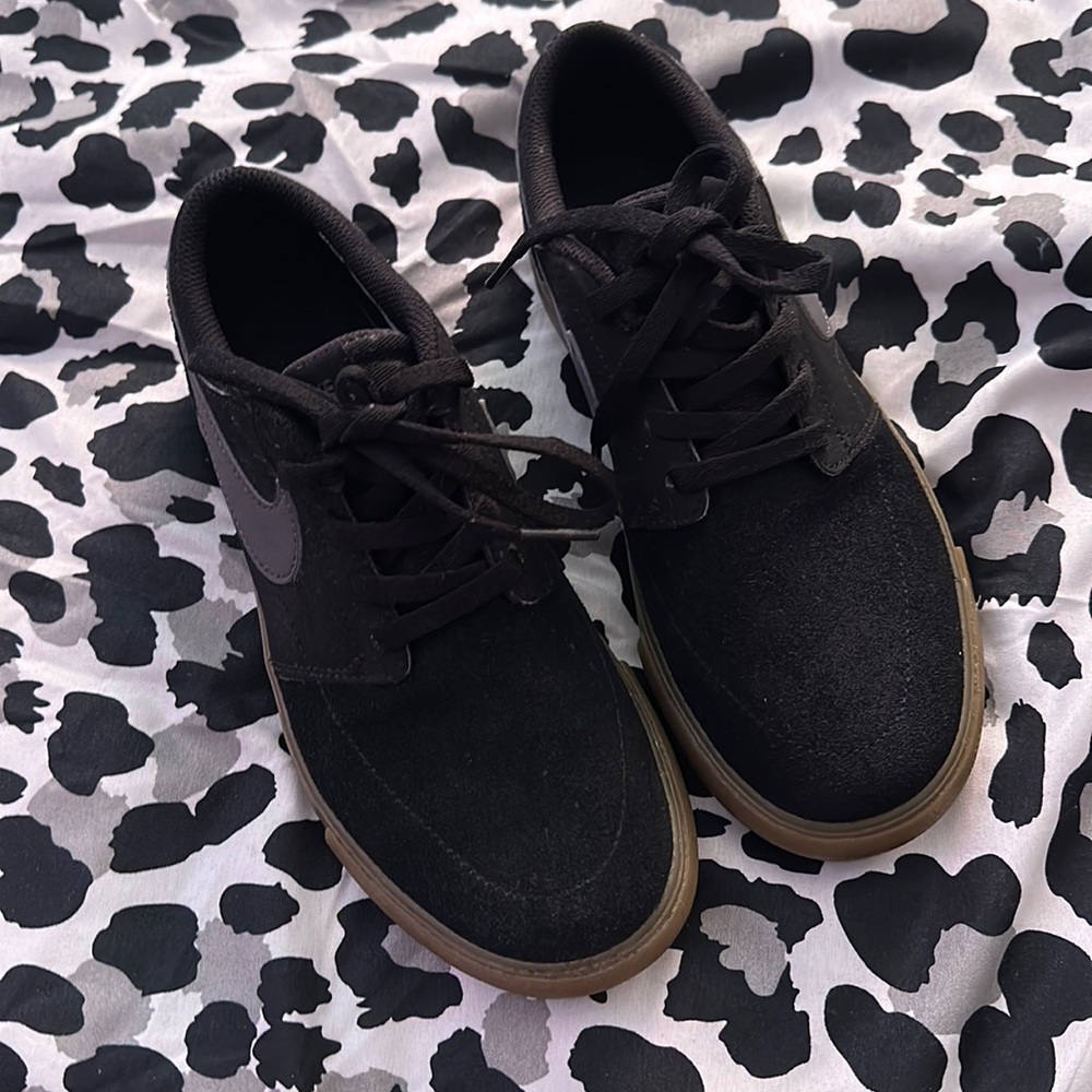 Nike shoes